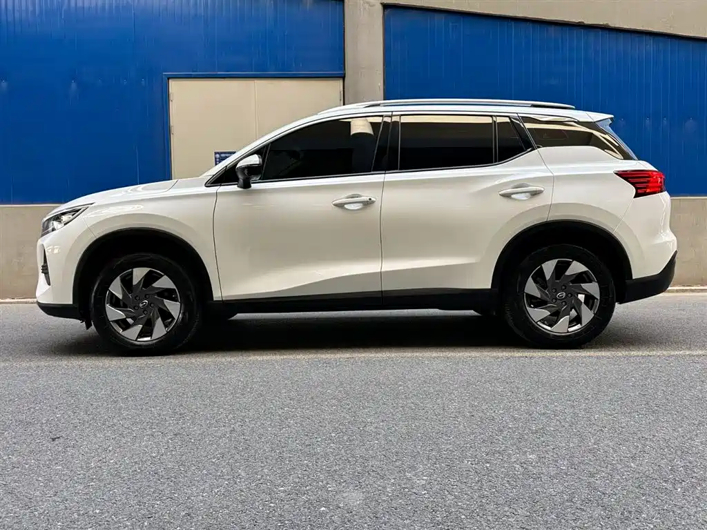 GAC Trumpchi Trumpchi GS4 2023 270T Auto Smart Pilot Edition фото 3