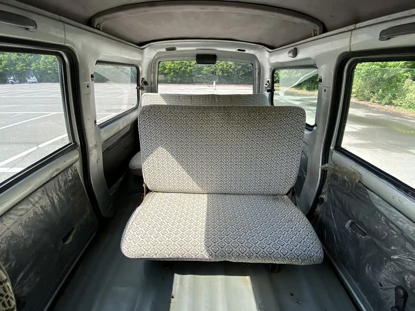 Wuling Motors Wuling Rongguang 2015 2011 1.2L Luxury Model