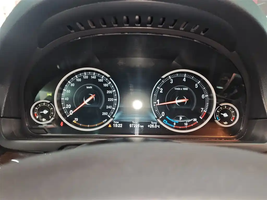 BMW 5 Series 2017 525Li Luxury Design Package фото 8