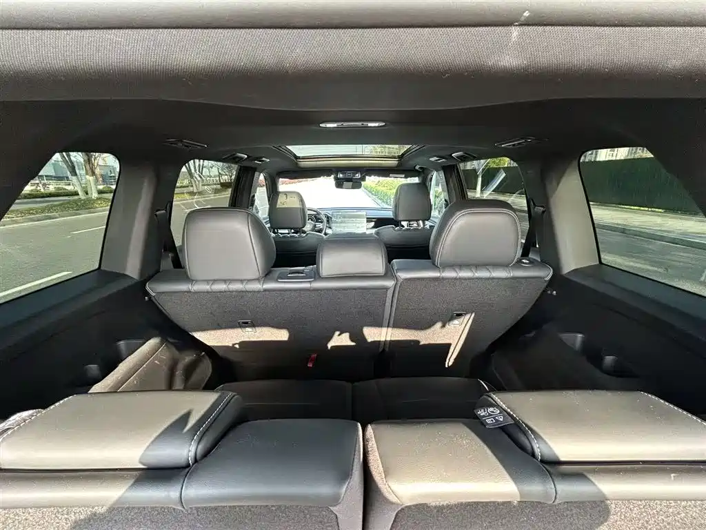 GAC Trumpchi Trumpchi GS8 2024 Navigator Series 2.0TGDI 2WD Luxury Smart Connect Edition фото 15