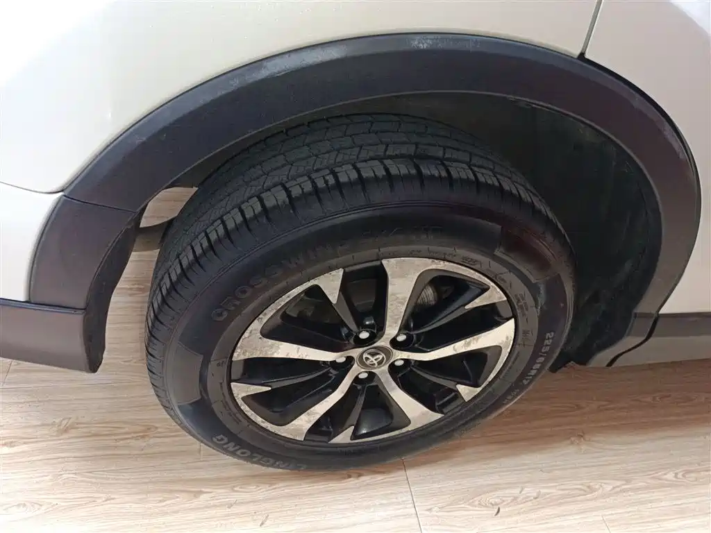 Toyota RAV4 Rongfang 2016 2.0L CVT 2WD Trend (China V) фото 20