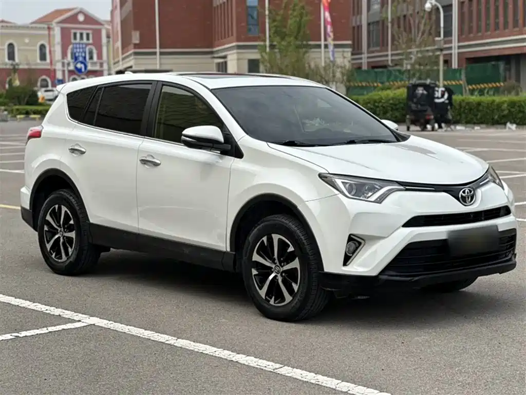 Toyota RAV4 Rongfang 2016 2.0L CVT 2WD Trend (China V) фото 24
