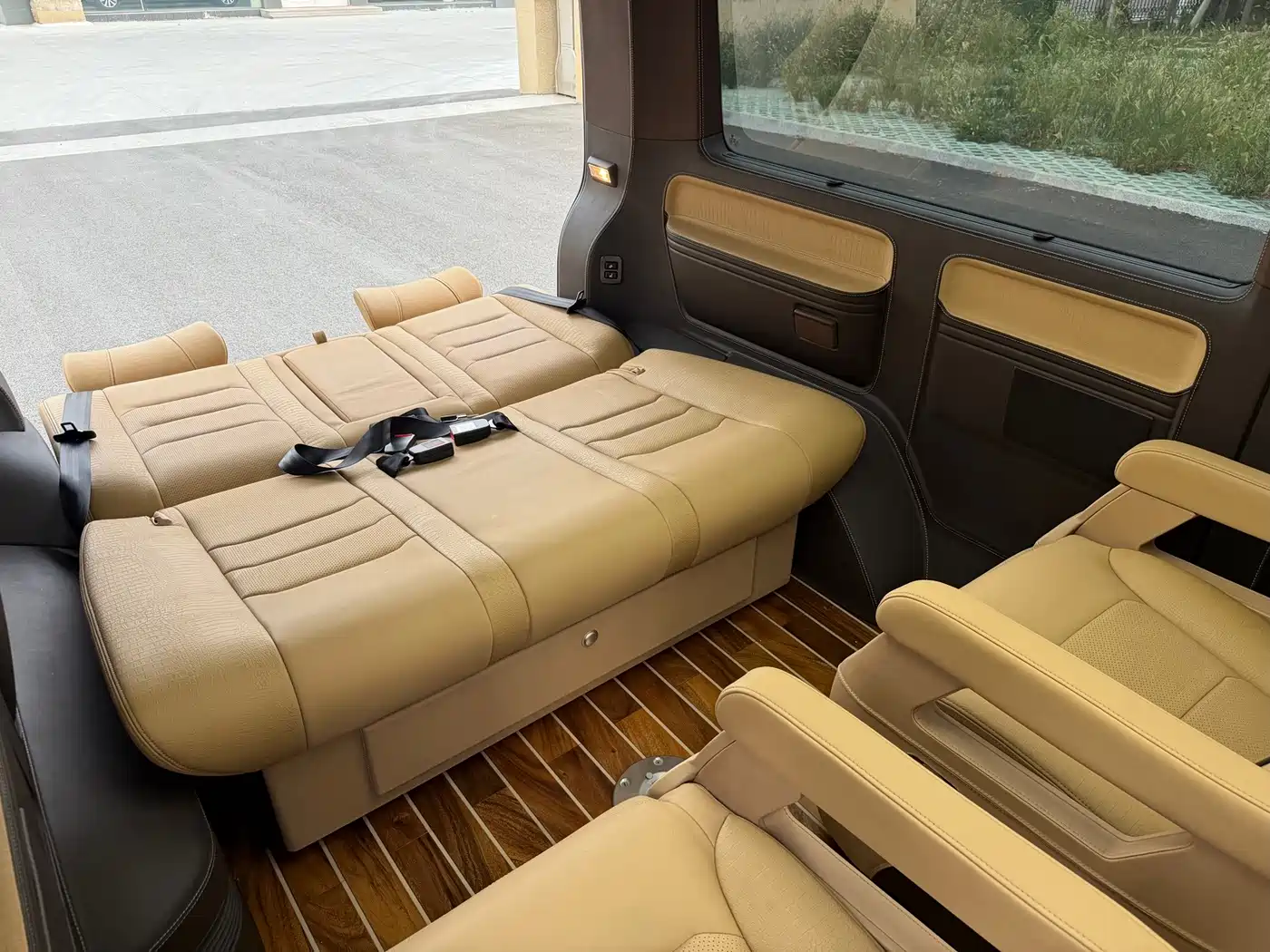 Volkswagen Caravelle 2018 2018 2.0TSI 4WD Luxury Edition 7-Seater