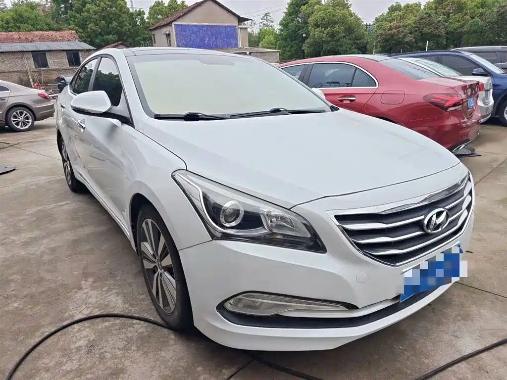 Hyundai Mistra 2016 1.8L Automatic Smart GLS фото 4