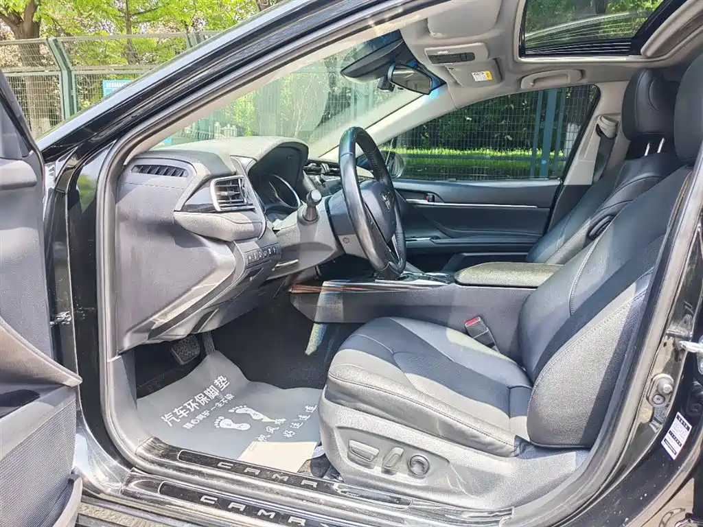 Toyota Camry 2019 2.0G Luxury Edition China VI фото 10