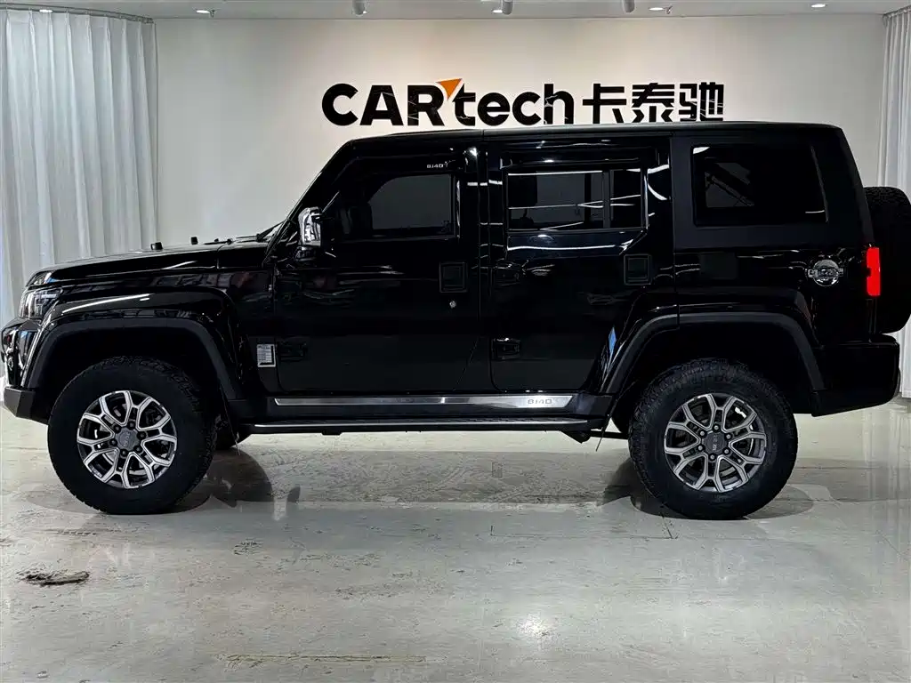 BAIC ORV Beijing Offroad BJ40 2023 2.0T Auto 4WD Urban Hunter Knight Edition фото 8