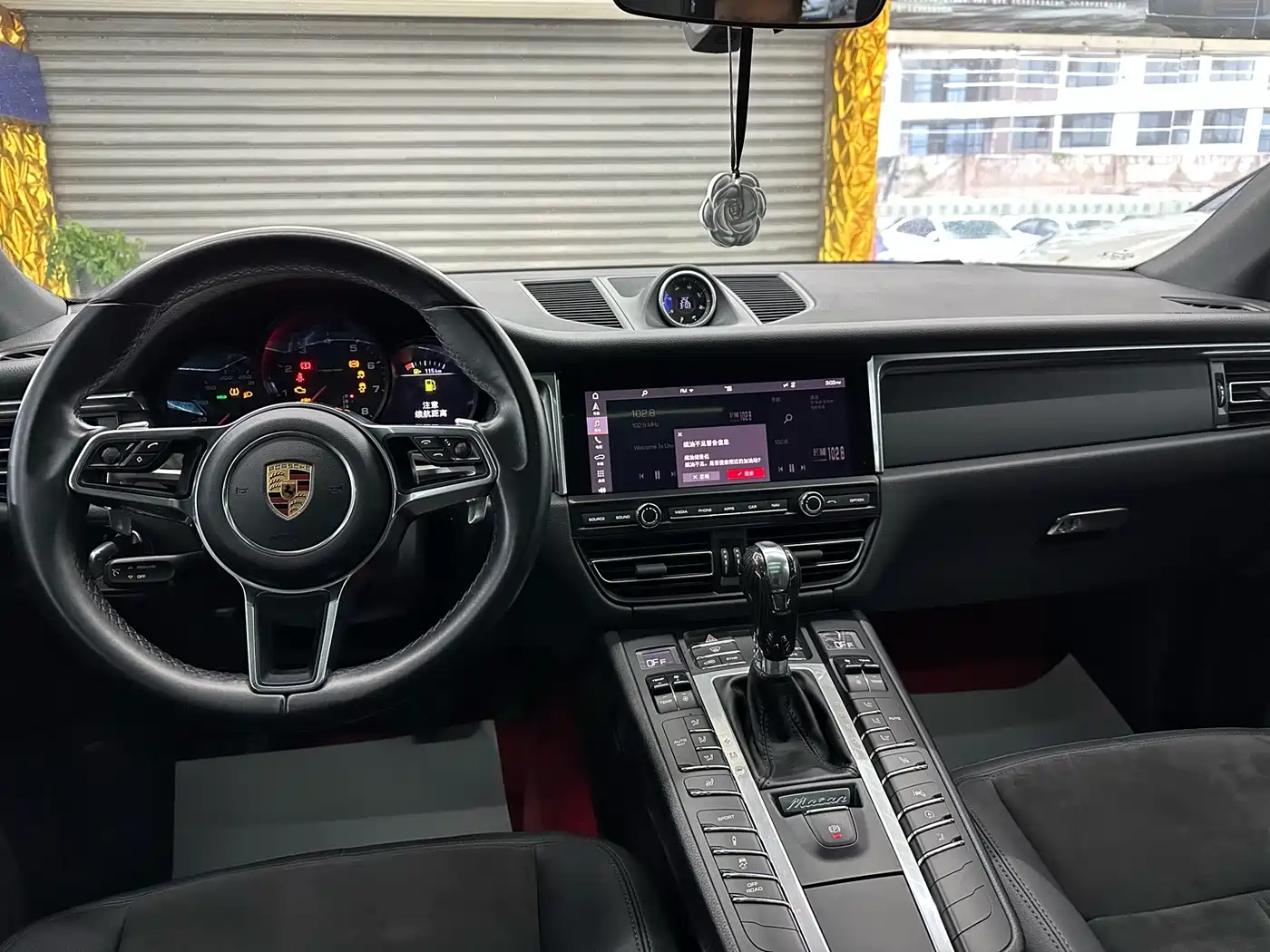 Porsche Macan 2018 Macan 2.0T фото 20