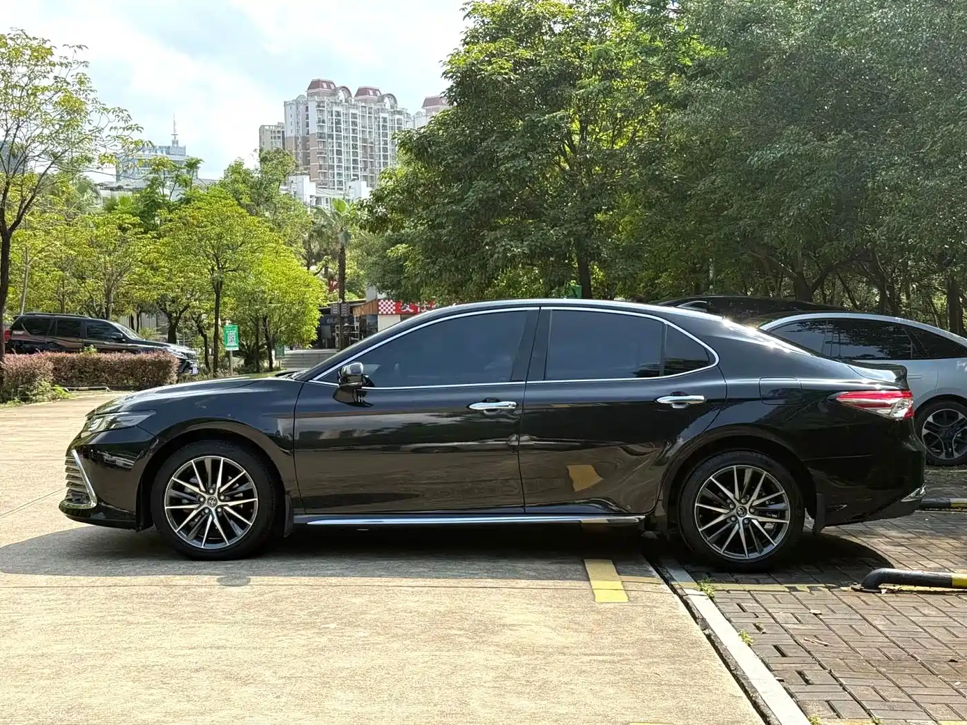 Toyota Camry 2023 2.0G Luxury Edition фото 11