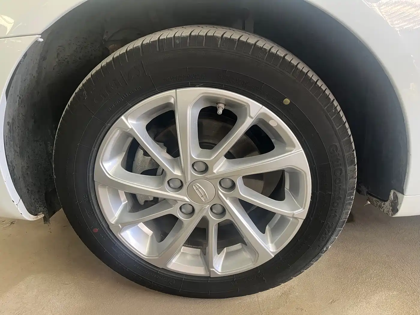 GEELY AUTOMOBILE EMGRAND