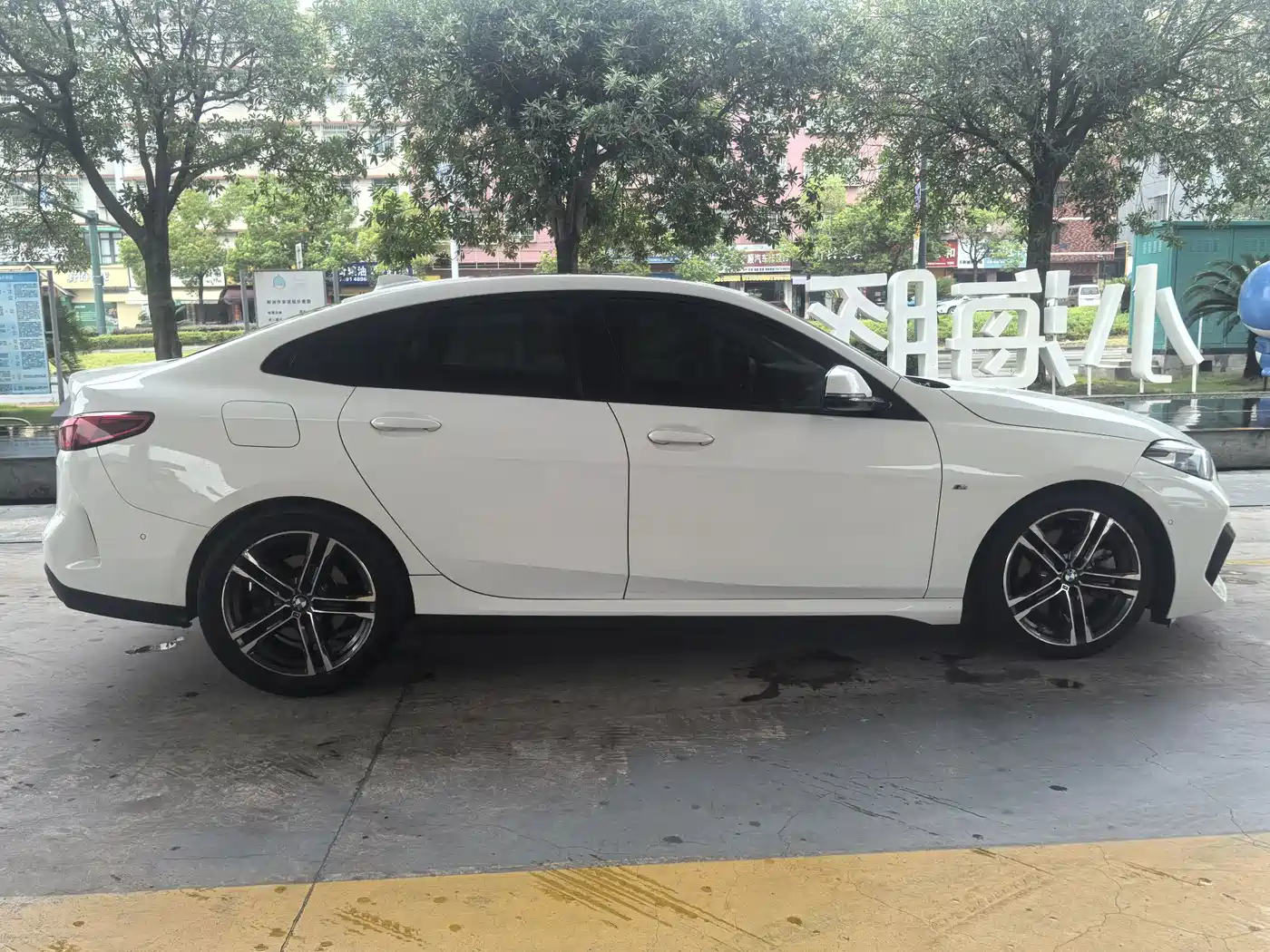 Фото 8 - BMW 2 Series (Import)