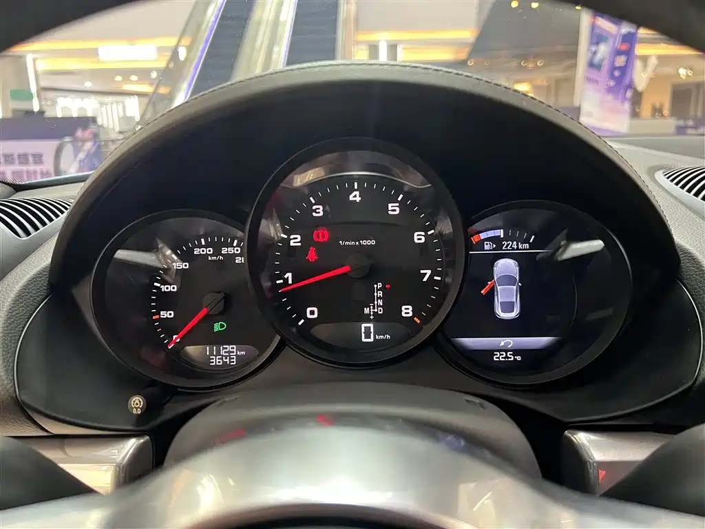 Porsche 718 2018 Cayman 2.0T фото 17