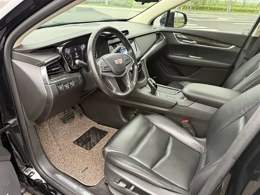 Cadillac XT5 2018 25T Luxury фото 13
