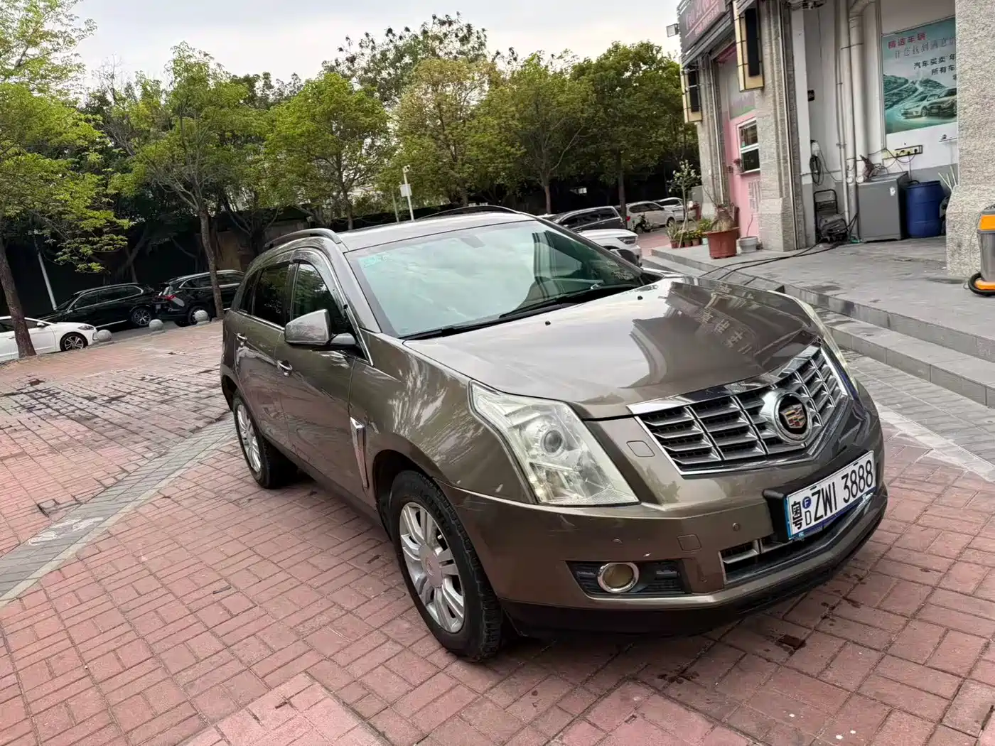 Cadillac SRX 2015 3.0L Comfort фото 2