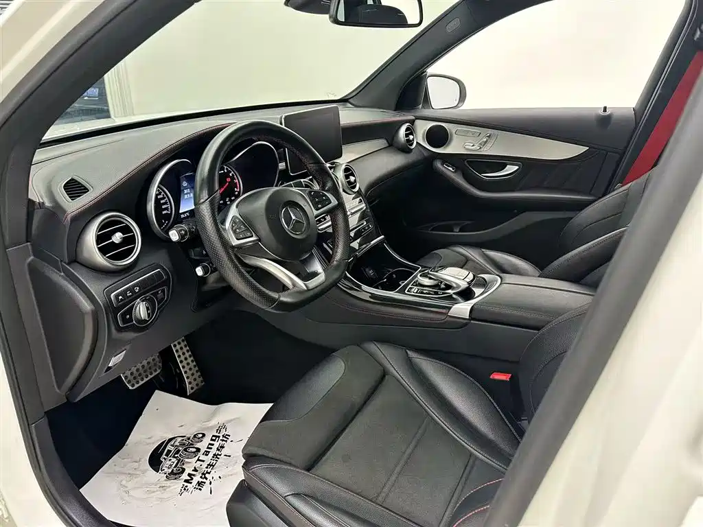 Mercedes-Benz GLC AMG 2017 AMG GLC 43 4MATIC фото 14