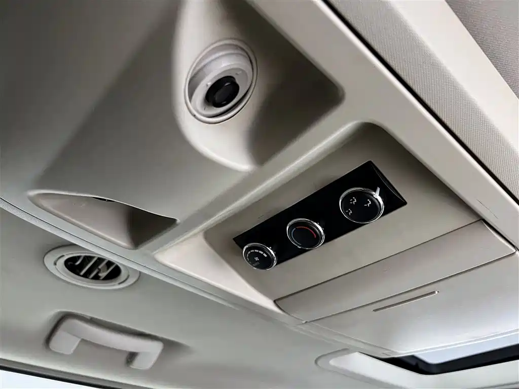 Chrysler Grand Voyager (Import) 2015 2014 3.6L Comfort Edition