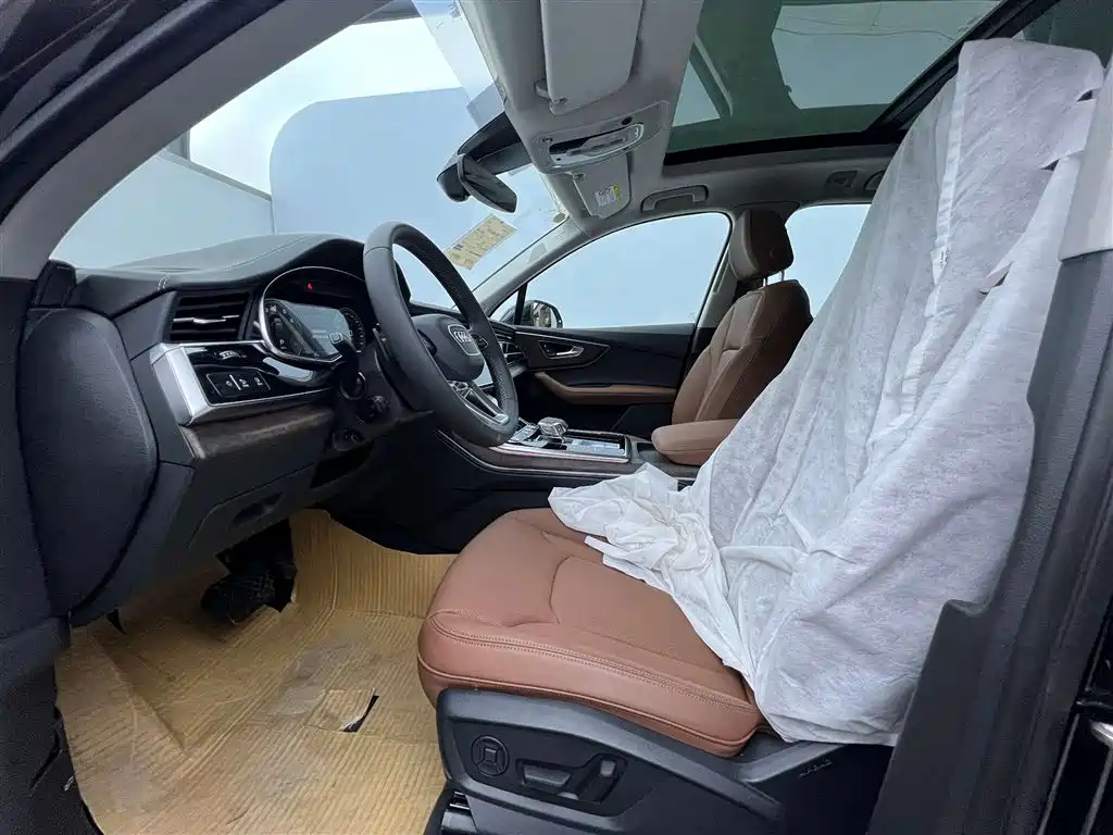 Audi Q7 2025 55 TFSI quattro S line Sport фото 12