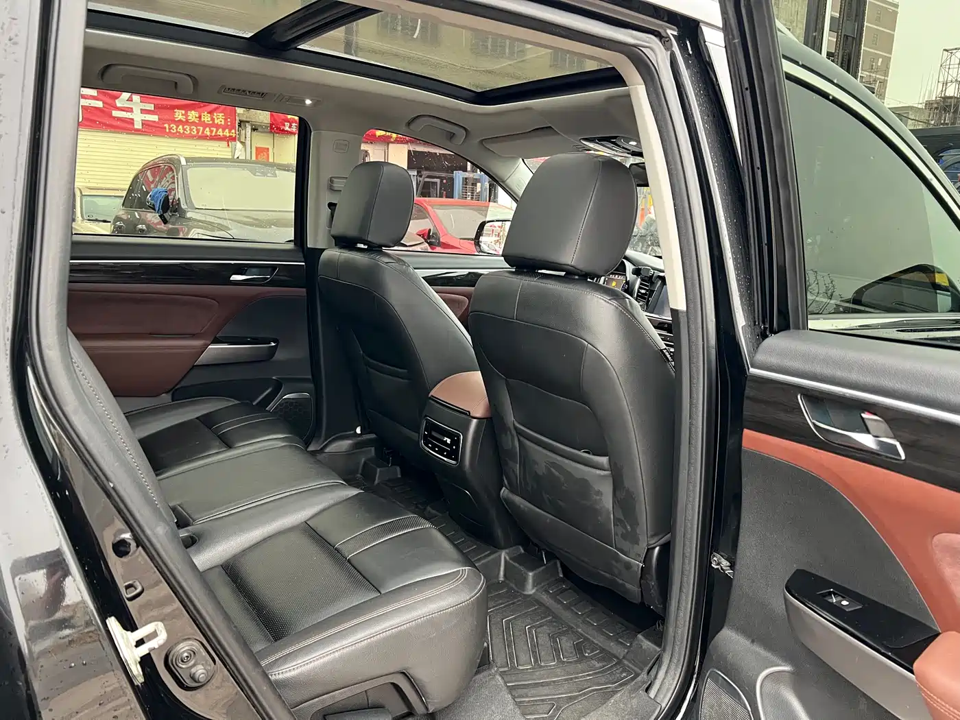 GAC Trumpchi Trumpchi GS8 2017 320T 2WD Luxury Smart Connect (7-seater) фото 30
