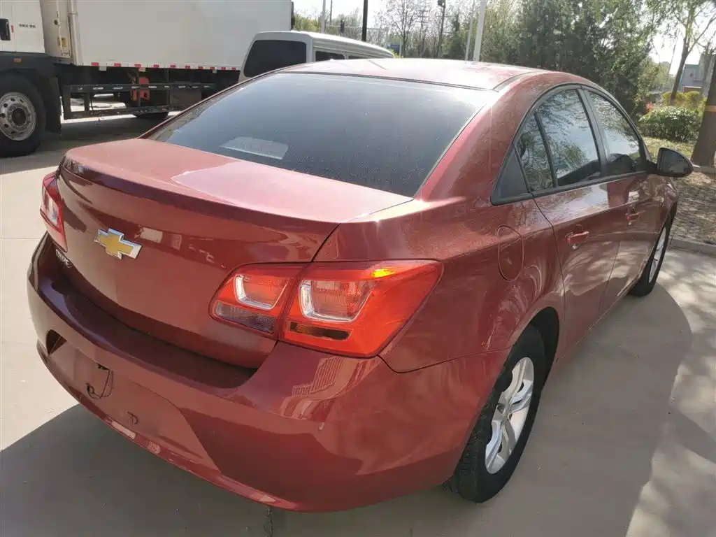 Chevrolet Cruze 2015 1.5L Classic SL MT фото 7