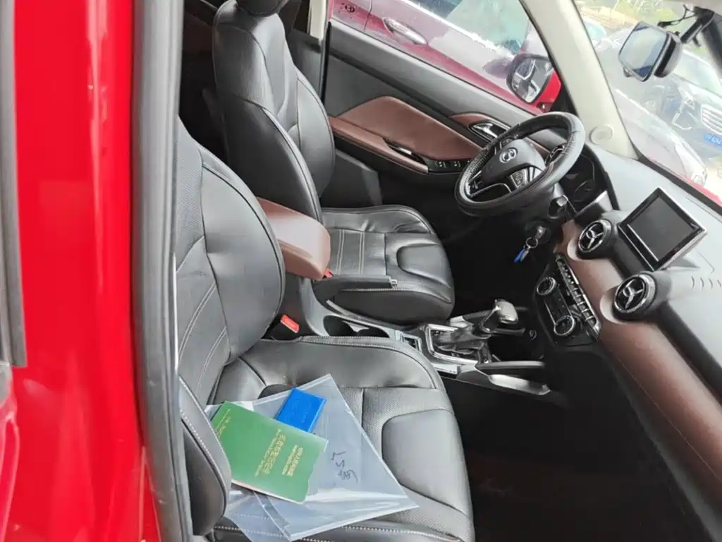 BAIC Changhe Q35 2017 2016 1.5L Automatic Smart Edition