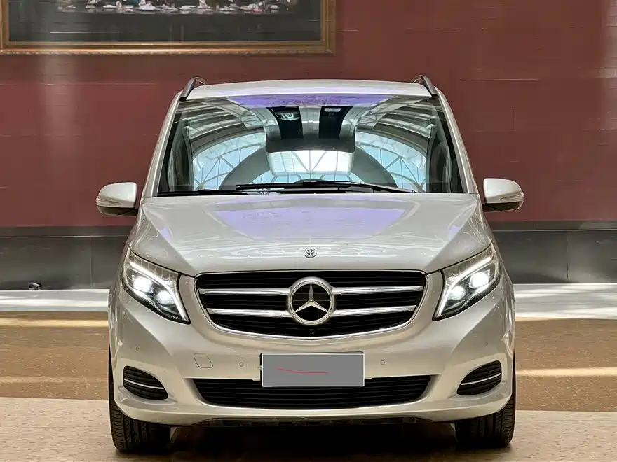 Mercedes-Benz V-Class 2018 V 260 L Premium Long Version China V фото 6