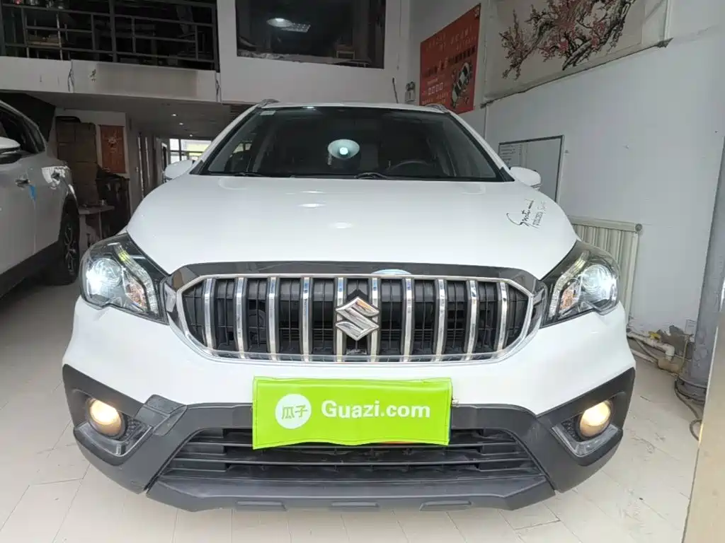 Suzuki Xiaotu 2017 2017 1.6L CVT 2WD Urban Progressive Edition