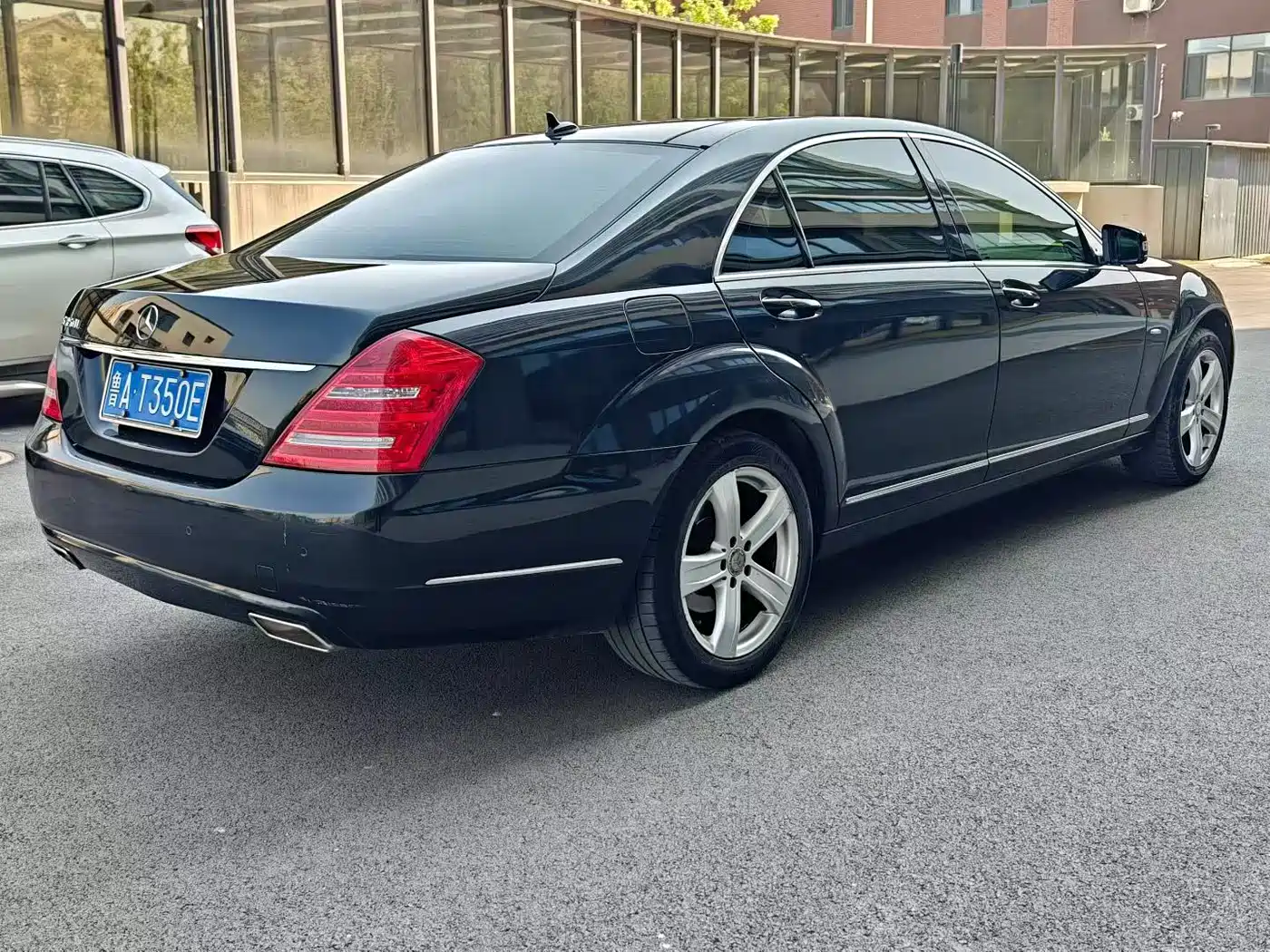 Mercedes-Benz S-Class 2011 S 350 L CGI фото 4