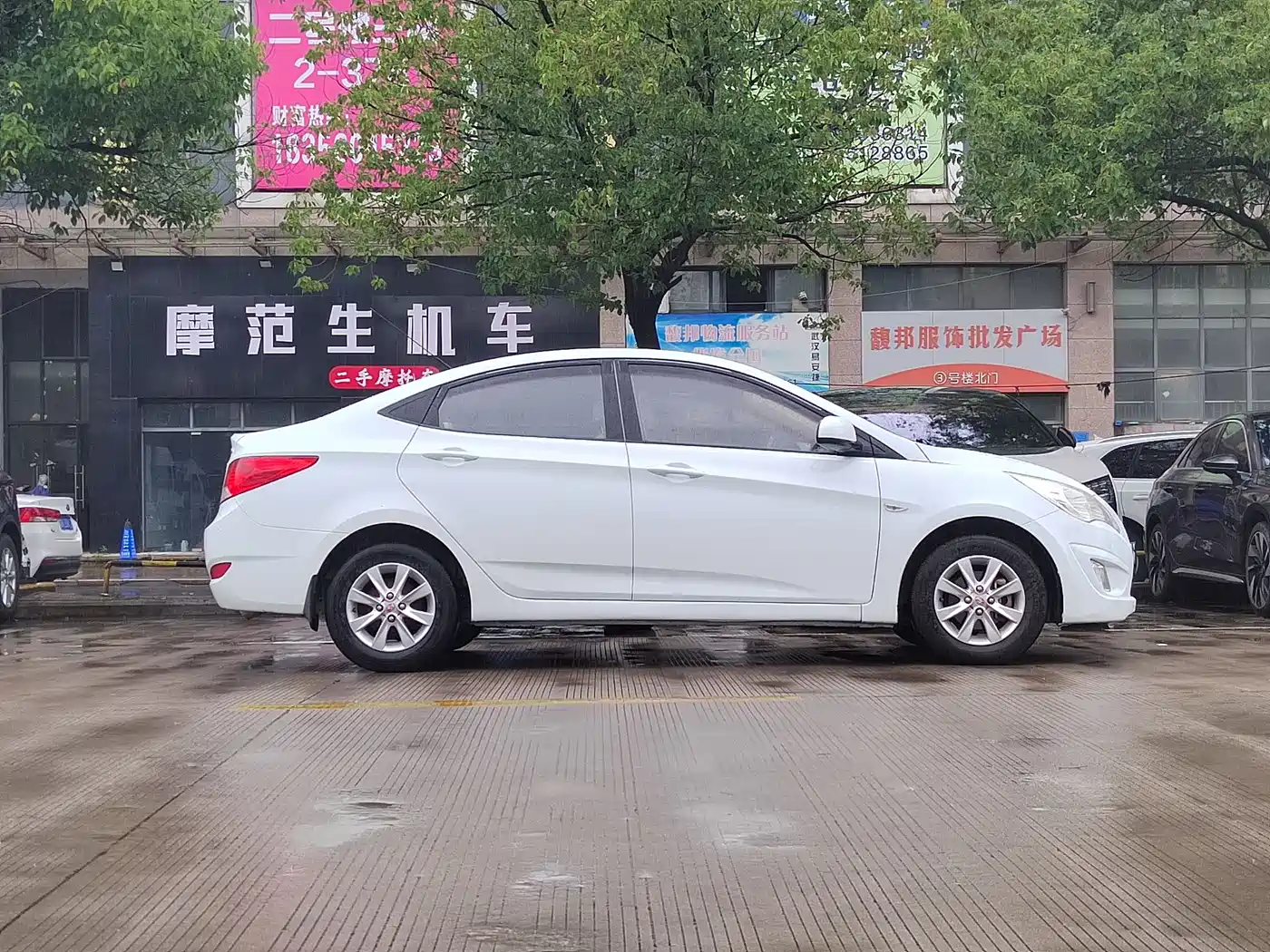 Фото 8 - Hyundai Verna