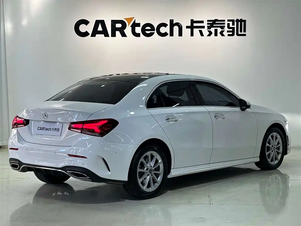 Mercedes-Benz A-Class 2019 A 200 L Sport Sedan фото 5