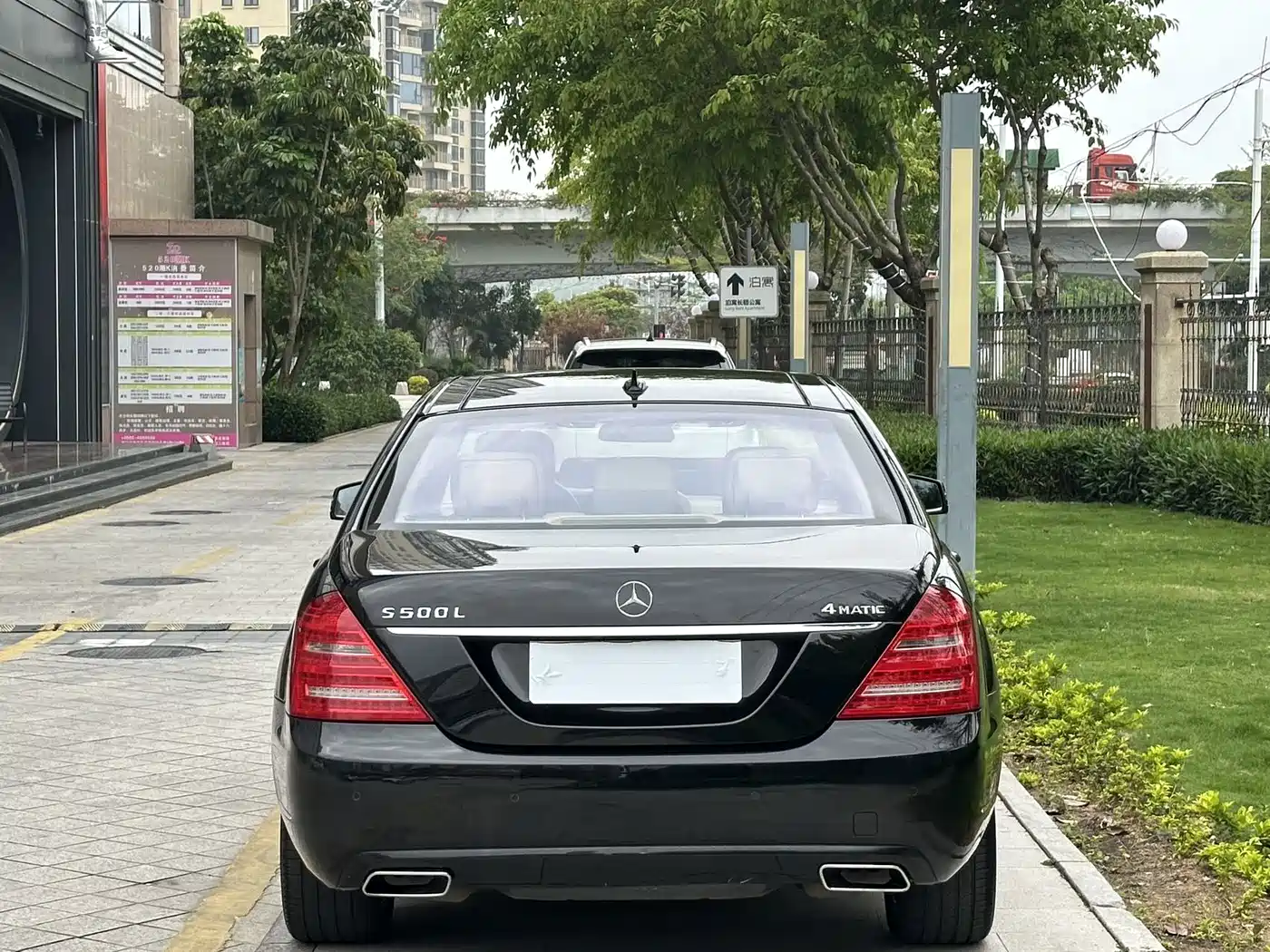 Mercedes-Benz S-Class 2011 S 500 L CGI 4MATIC фото 5