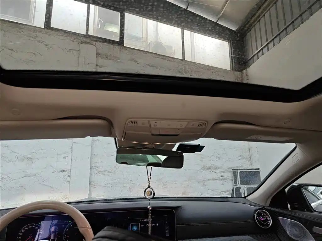 Mercedes-Benz CLS 2020 CLS 300 Luxury фото 9