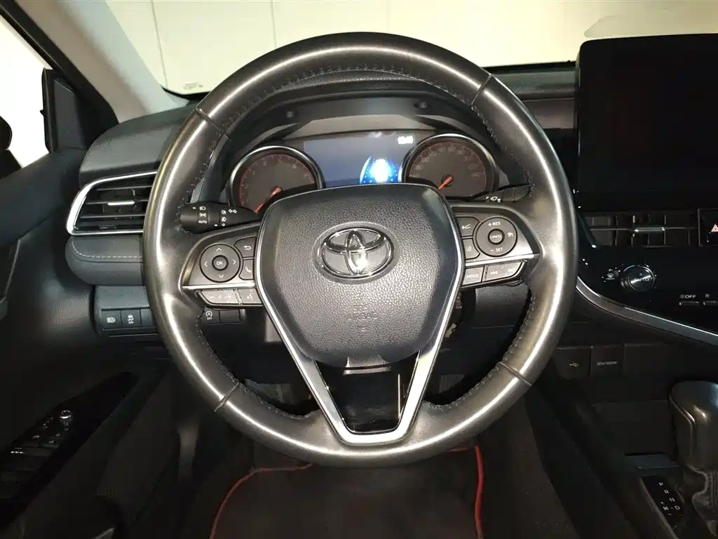 Toyota Camry 2023 2.0S Trend Edition фото 8