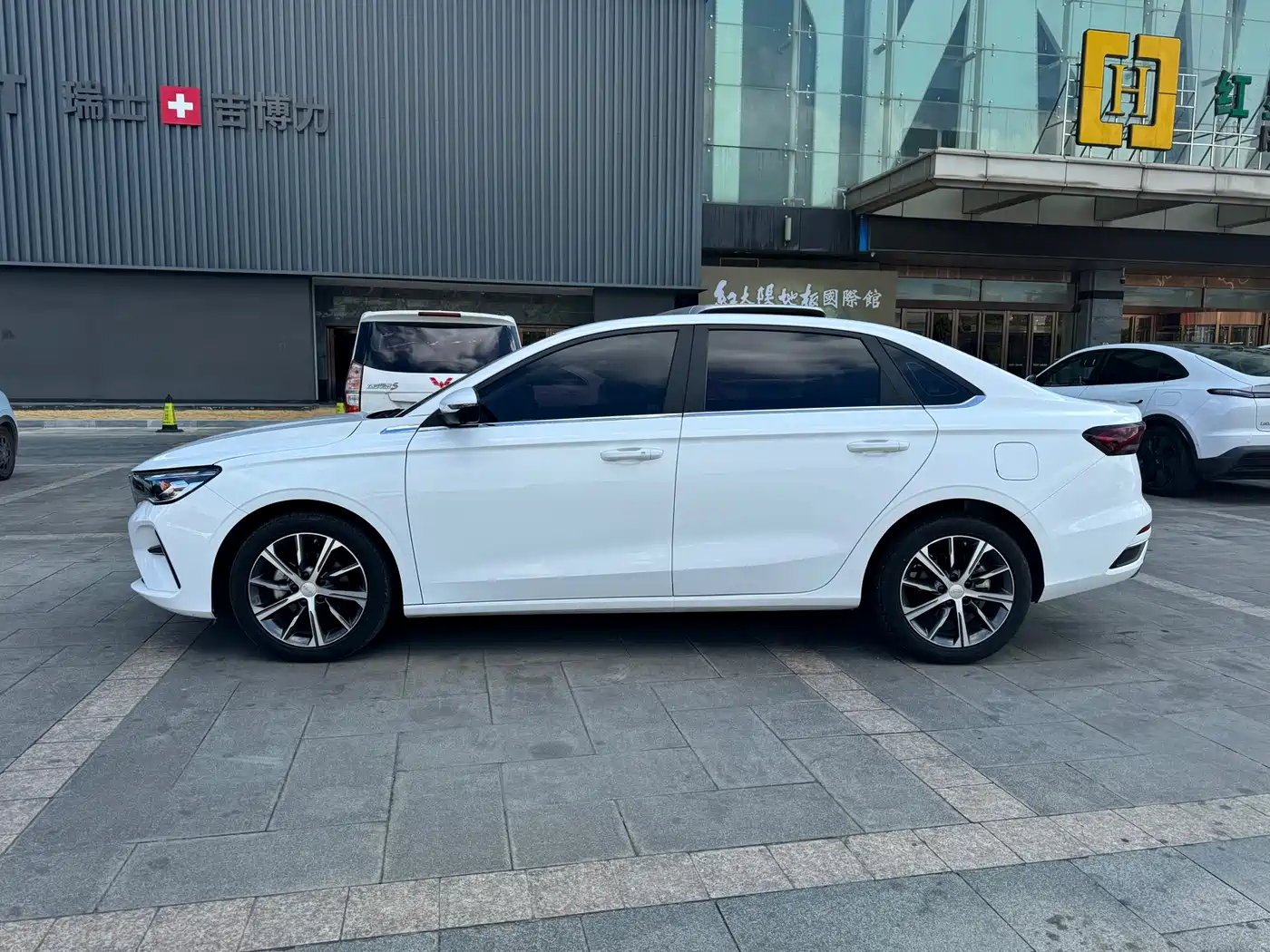 GEELY EMGRAND