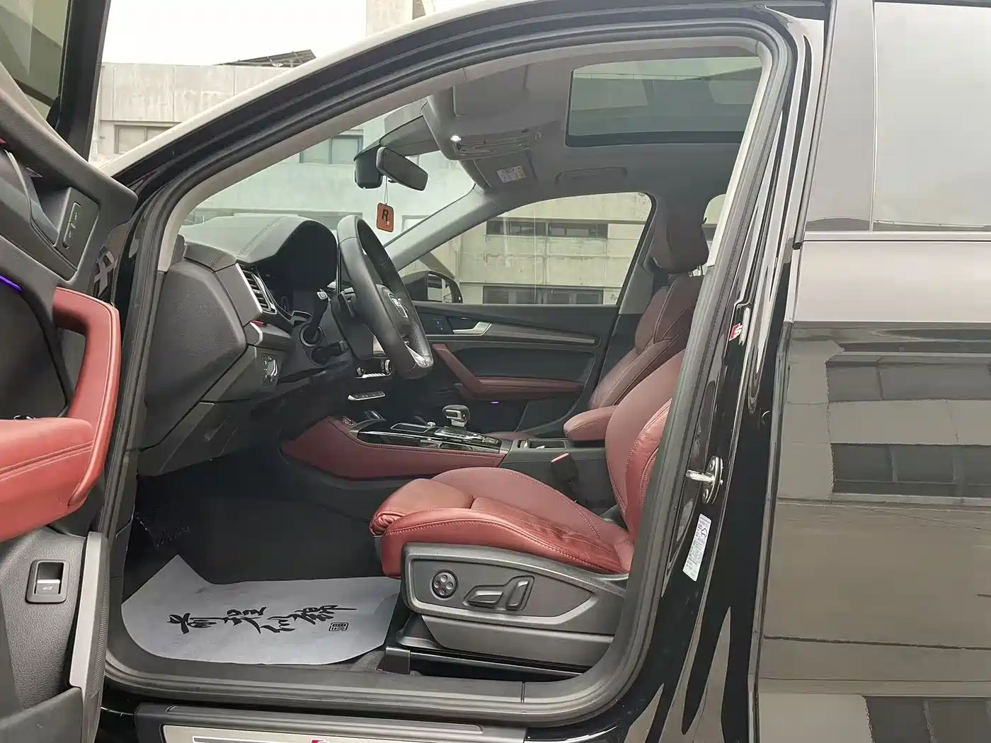 Audi Q5L 2022 40T RS Kit Racing Speed Edition фото 4