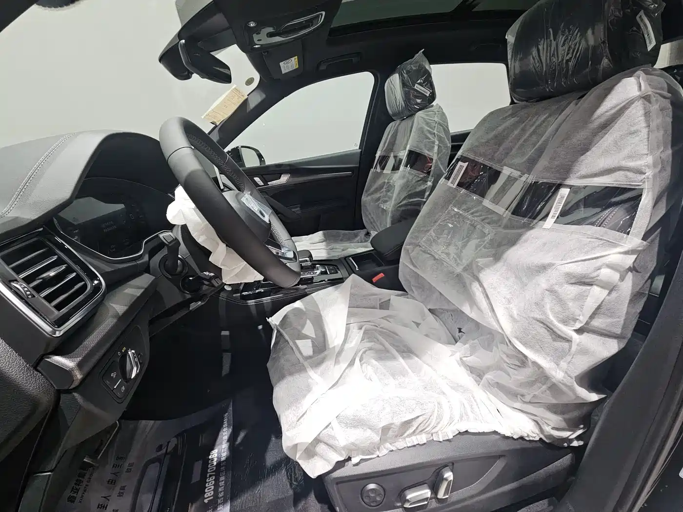 Audi Q5L 2024 Model 40 TFSI Luxury Dynamic фото 17