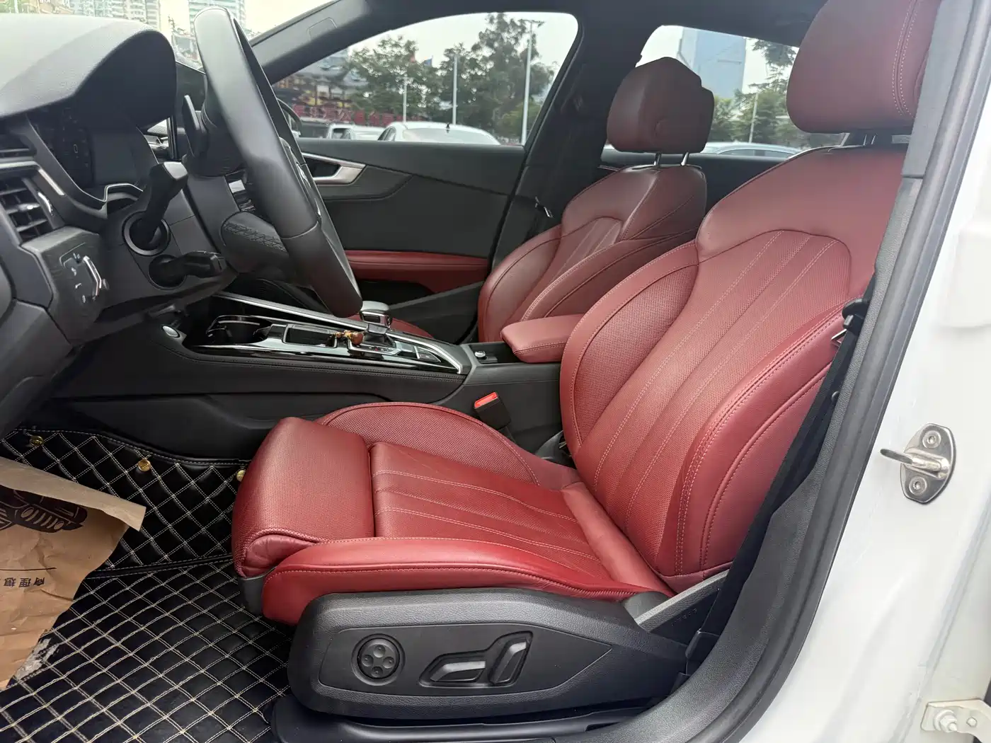 Audi A4L 2023 40 TFSI Bang&Olufsen Starlight Edition фото 9