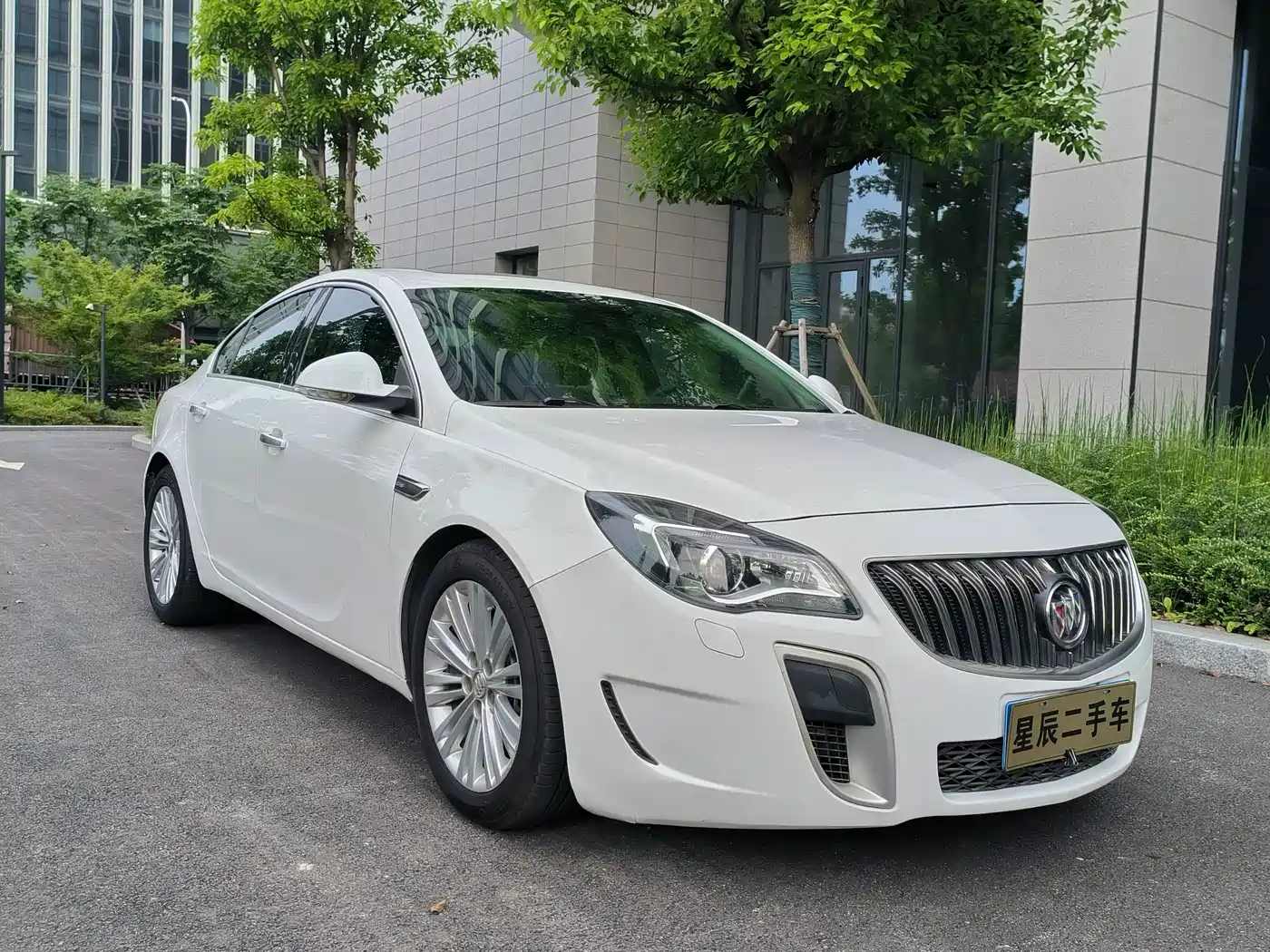 Фото 3 - Buick Regal