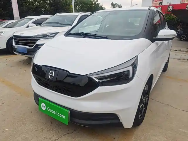 JMC Yizhi EV3 Small Radar Joy Run