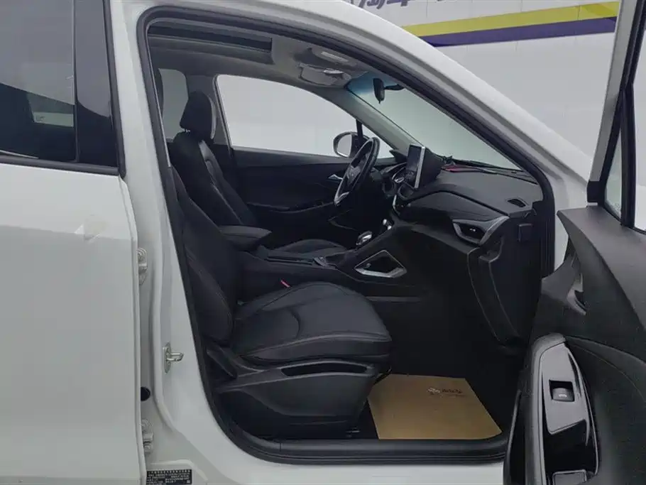 Chevrolet Volando 2019 Redline 530T Automatic Premium Enjoyment Edition (5+2 seater) China VI фото 8