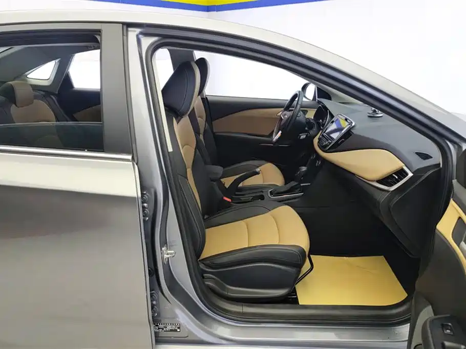 Chevrolet Monza 2020 320 Auto Joy Edition фото 8