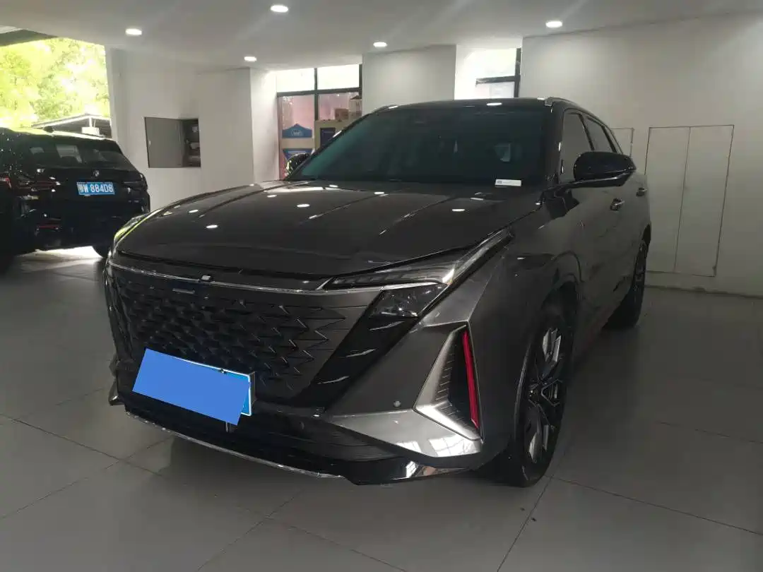 Changan Oshan Z6 2022 Blue Whale 1.5T DCT Intelligent Leader