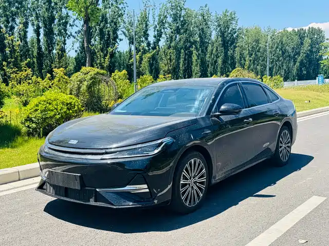 Geely Galaxy Galaxy A7 2025 EM-i