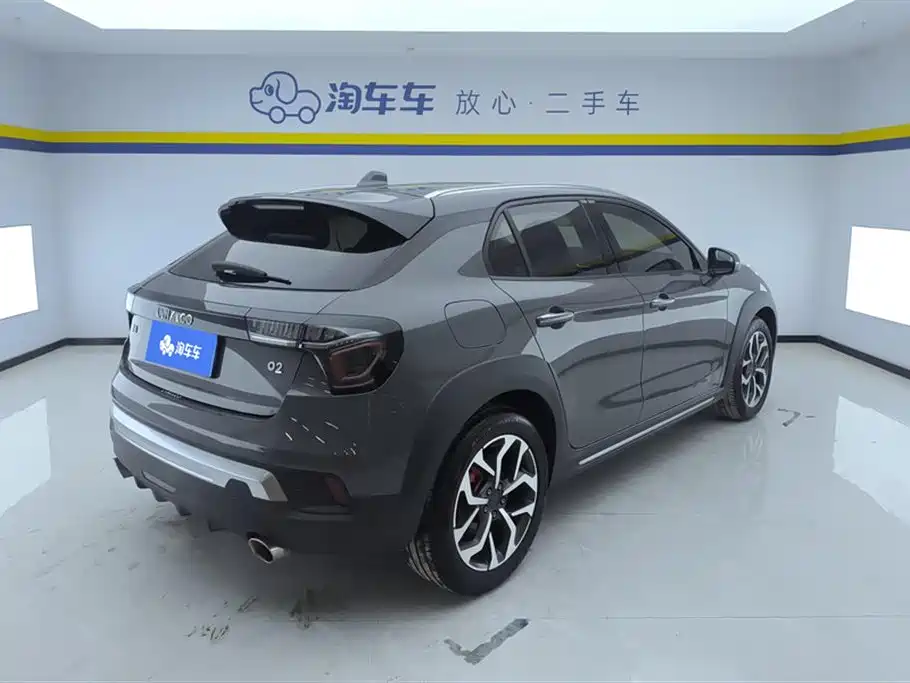 Lynk & Co 02 2019 1.5T DCT 2WD Power Edition China VI фото 3