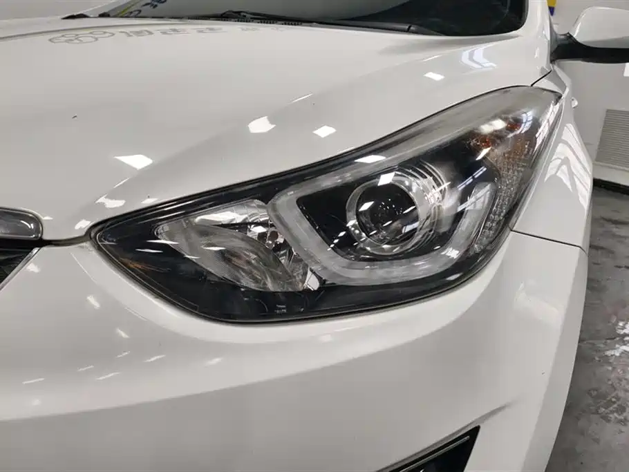 Hyundai Langdong 2016 1.6L Automatic Smart Edition фото 5