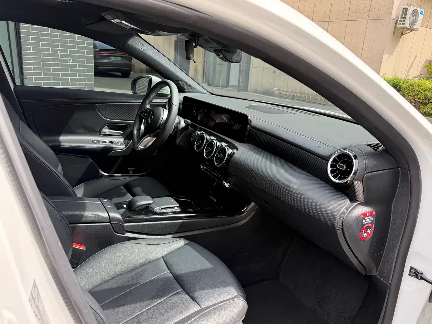 Mercedes-Benz A-Class 2023 A 200 L Dynamic фото 13
