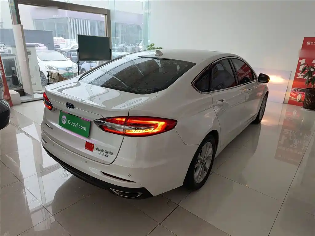 FORD MONDEO