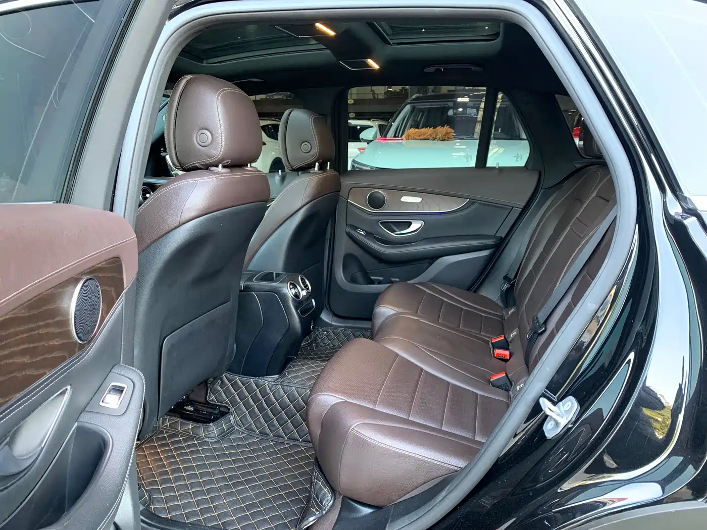 Mercedes-Benz GLC 2020 Facelift GLC 260 L 4MATIC Luxury фото 11