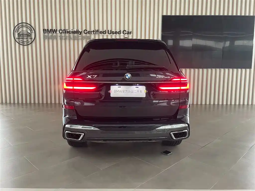Фото 5 - BMW X7