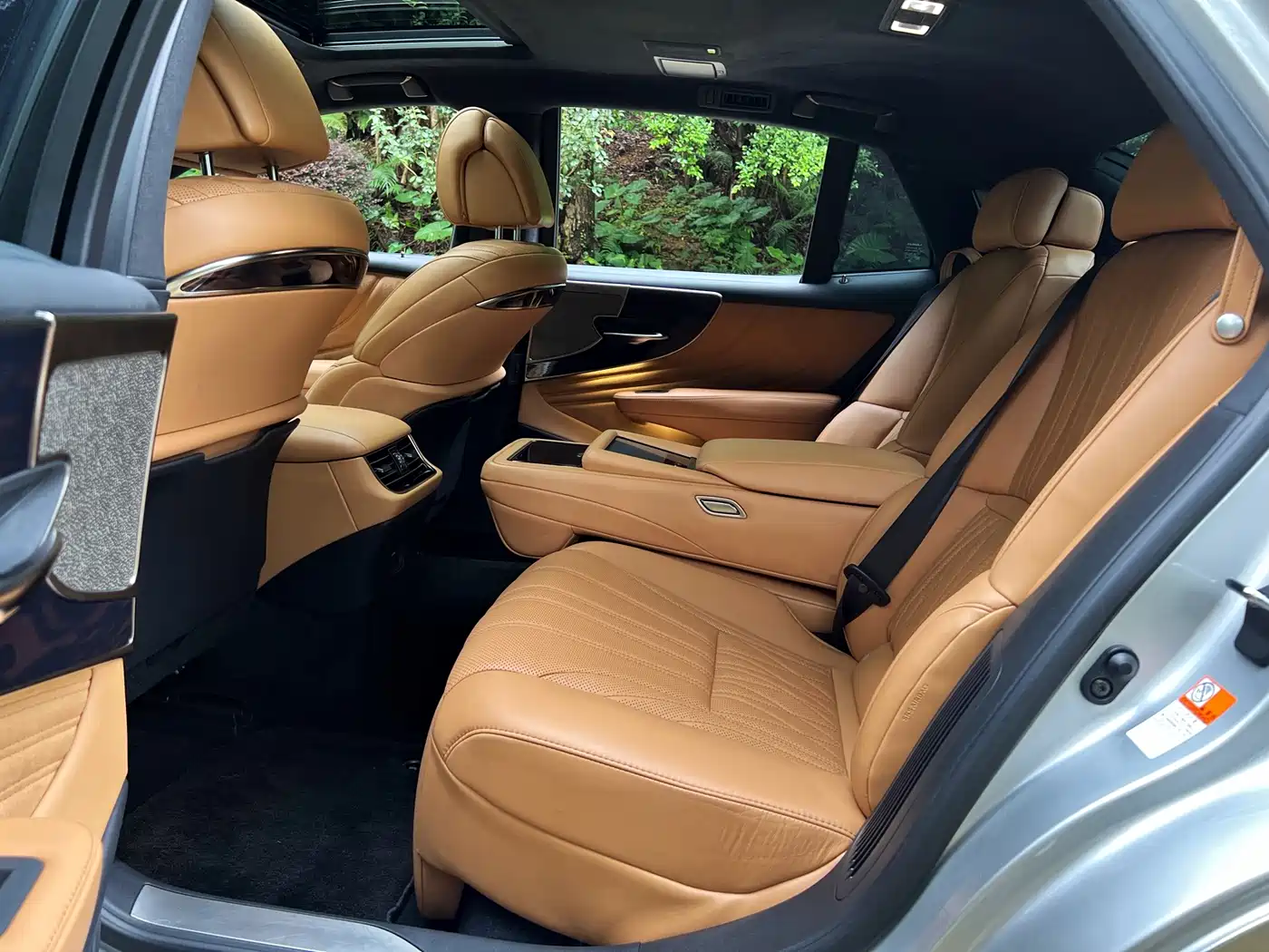 Lexus LS 2022 2021 500h Luxury Edition