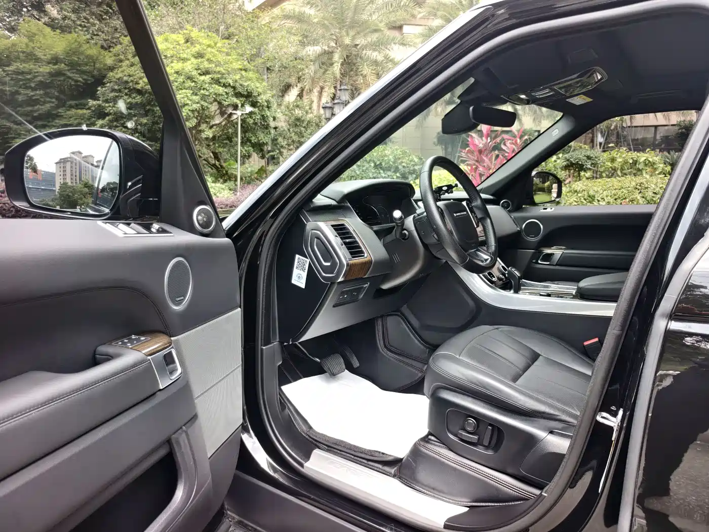 Land Rover Range Rover Sport PHEV 2018 Model P400e фото 8