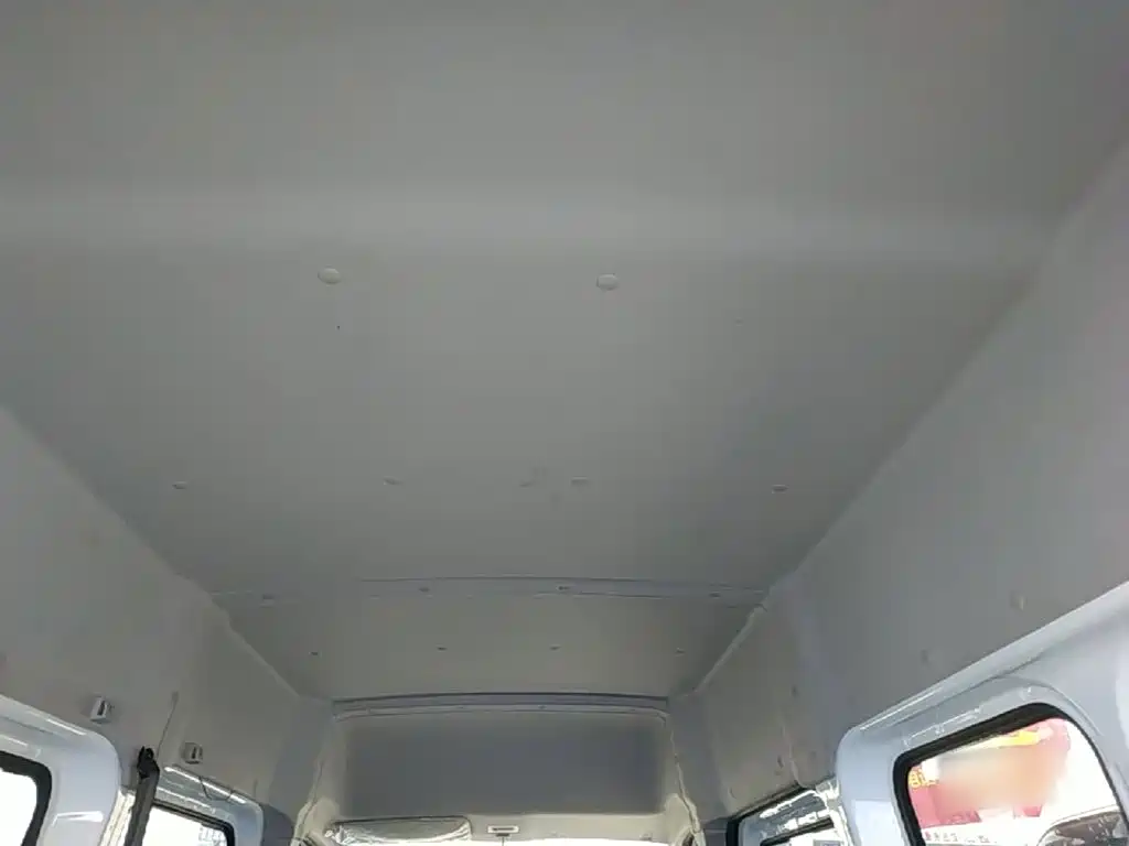 Jiangling E-Fushun 2025 2025 Clear Window Version 53.58kWh Medium Wheelbase Medium Roof
